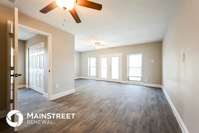 Photo - 524 E Lark Ct