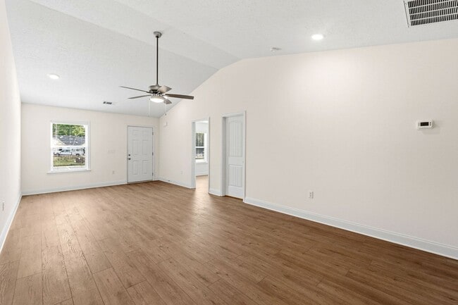 Photo - 2221 Archer Ln