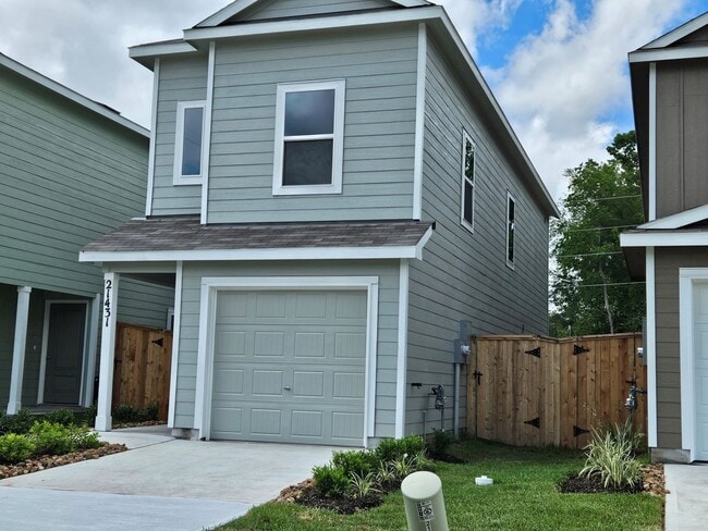 Photo - 21431 Carosella Dr
