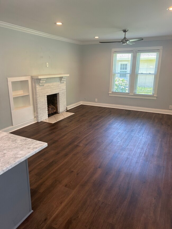 Photo - 1508 Ward Ave NE