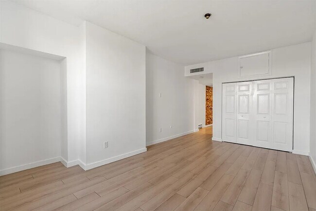 160 Commonwealth Ave Unit 616