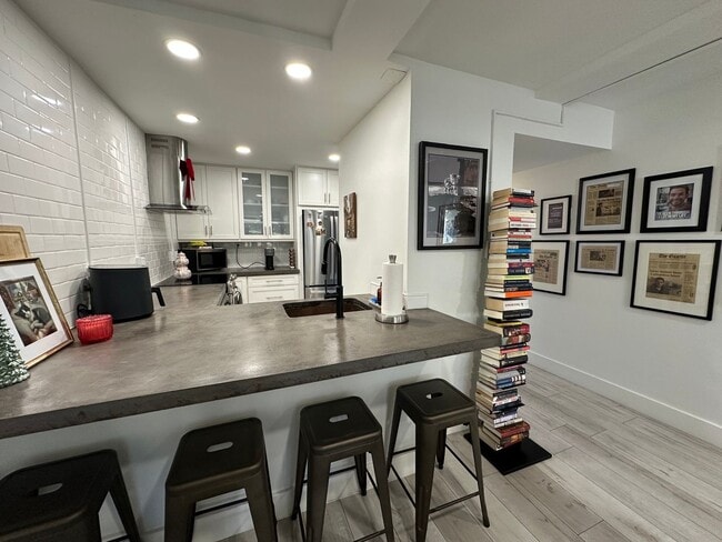 Photo - Beautiful 2-bedroom, 2-bathroom home nestled in the vibrant heart of Scottsdale