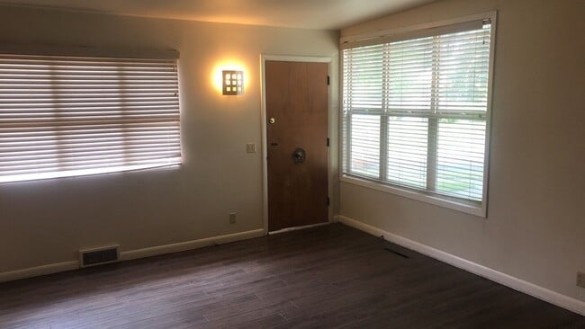 Photo - 1313-1315 NE Harvey Road Unit 1313 NE Harvey Road