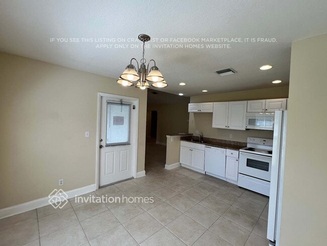 Photo - 1318 SW Bartell Ave