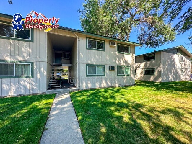 Photo - 735 Belmont St Rental