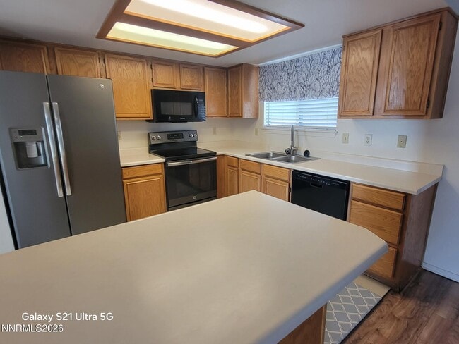 Photo - 404 Kathy Ave