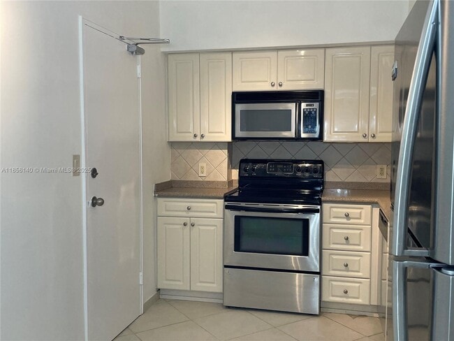 Photo - 10185 Collins Ave Unit 318
