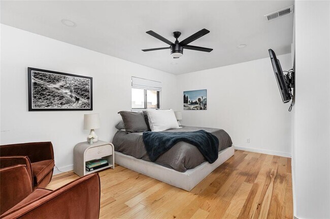 Photo - 8704 Clarewood Dr