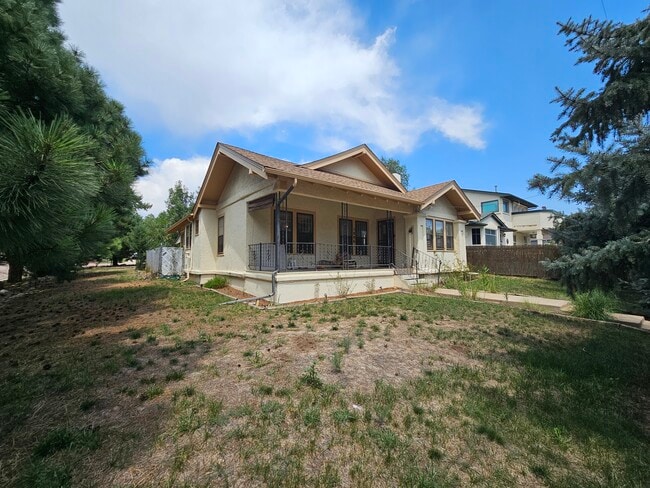 Building Photo - 1806 W Yampa St Rental