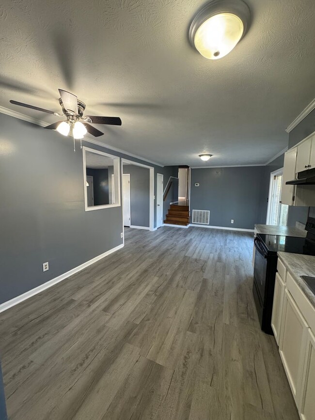 Photo - 34 Wildwood Dr