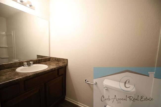 Photo - Move in special $900!! Beautiful 3 bed / 2 bath home with fenced back yard - Nettleton!!