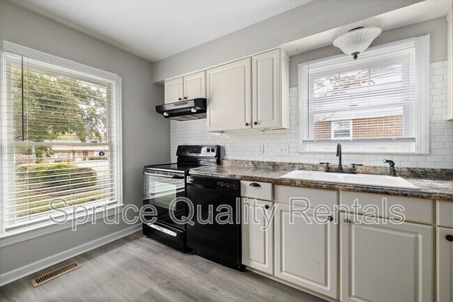 Photo - 5215 Peppercorn St