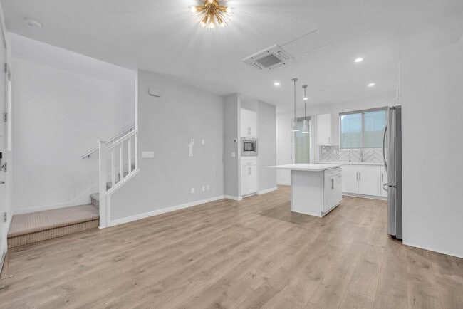 Photo - 357 Crate Ave