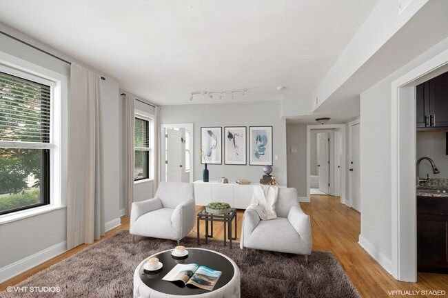 Photo - 4038 N Ashland Ave Unit 2