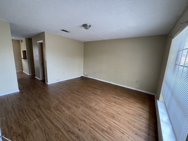 Photo - 1643 Cedar Lake Dr Unit C