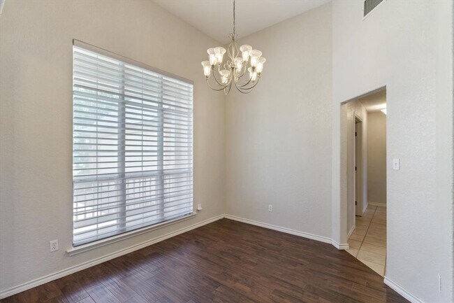 Photo - 53 Tina's Trail