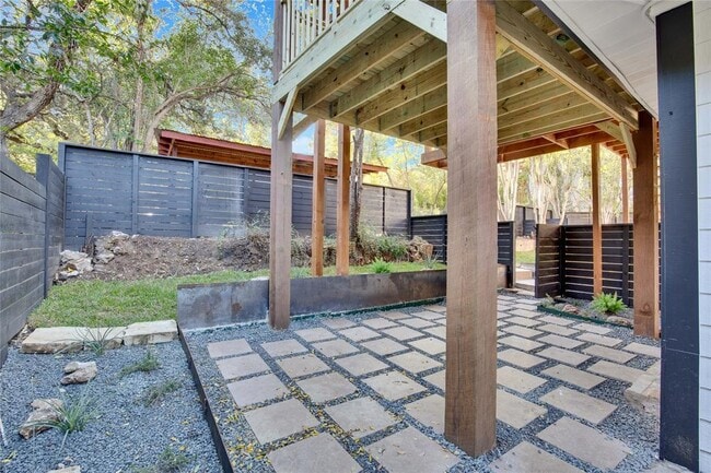 Photo - 1115 Enfield Rd Unidad A