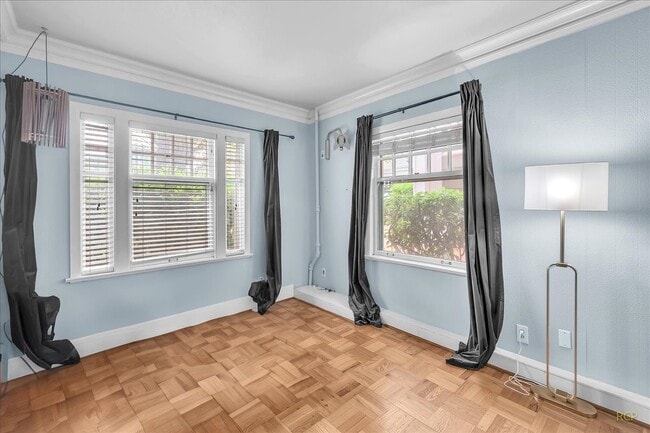 Photo - 1811 NW Couch St