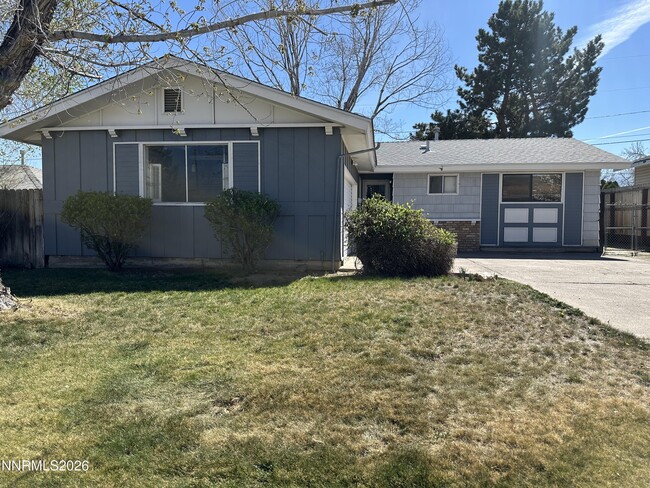 Photo - 1365 Akard Dr