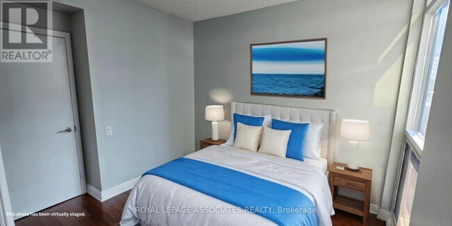 Photo - 21 Carlton St. Unit 2210