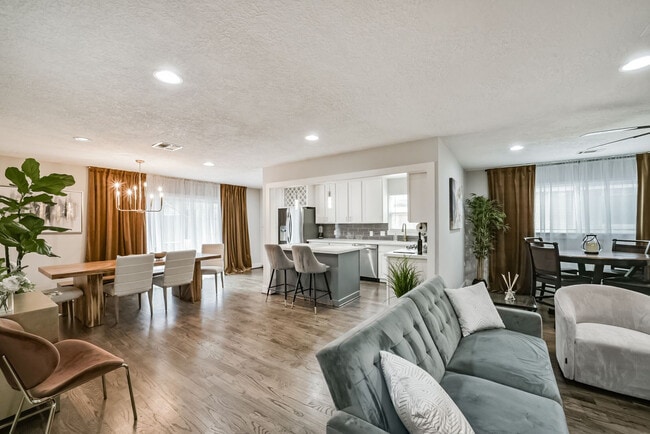 Photo - 5719 Viking Dr Unidad ID1316400P