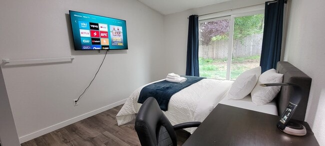 Photo - 8029 240th St SW