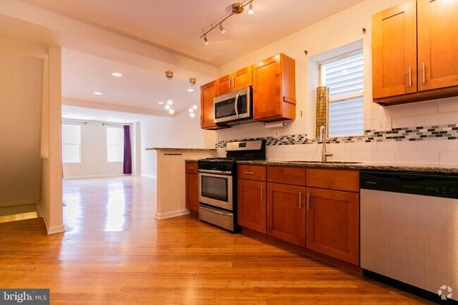 Building Photo - 1434 S 17th St Rental