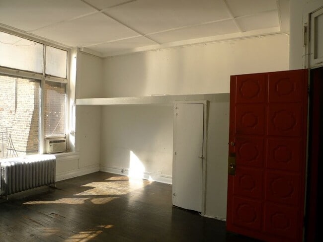 Photo - 245 W North Ave Apartamentos Unidad 201