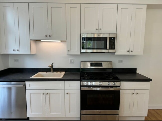 Photo - 1634 W 21st St Apartamento Unidad 2 Front