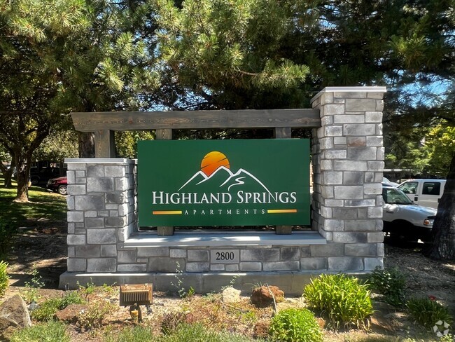 Building Photo - Highland Springs Rental