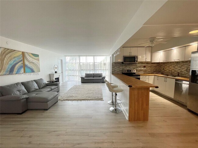 Photo - 2101 Atlantic Shores Blvd Unit 320