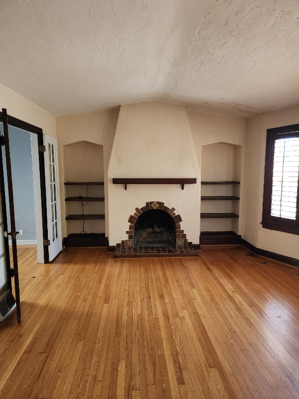 Photo - 210 Poplar Ave House