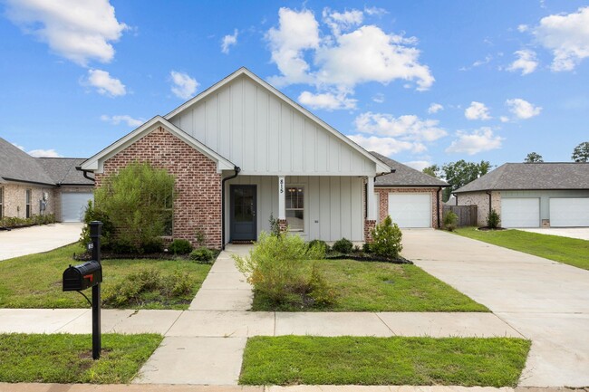 4 Bed/3 Bath for Rent in Brandon 39042! - 4 Bed/3 Bath for Rent in Brandon 39042! House