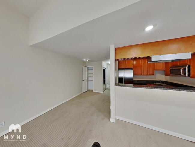 Photo - 7 Embarcadero West Unidad 115