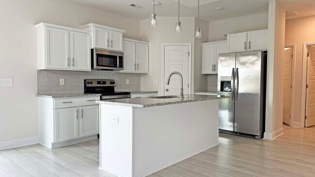 Photo - 2640 Rafiki Dr