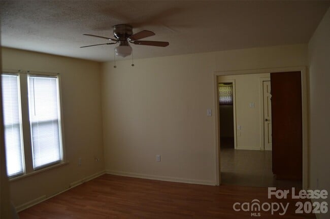 Photo - 208 Wilson St Unit B