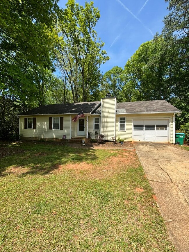 Charming Eastside Home, Available July - Charming Eastside Home, Available July