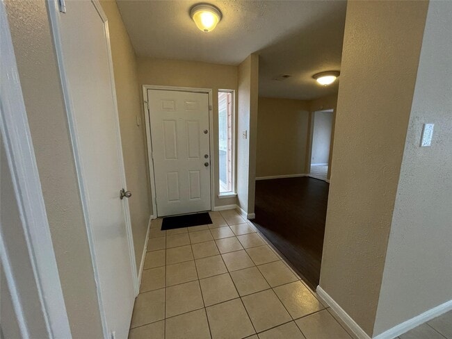 Photo - 1810 Mustang Springs Dr