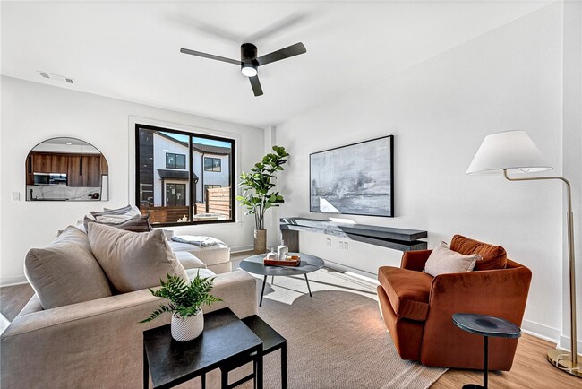 Photo - 1108 Emilia Ave