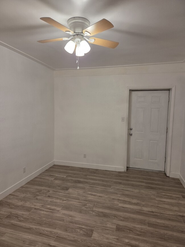 Photo - 224 Eureka Ave