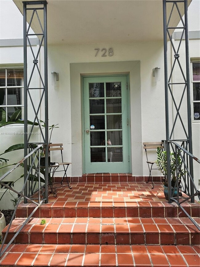 Photo - 728 Lenox Ave. Unidad 6A