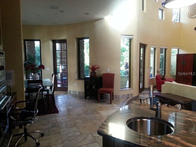 Photo - 1953 Freedom Dr