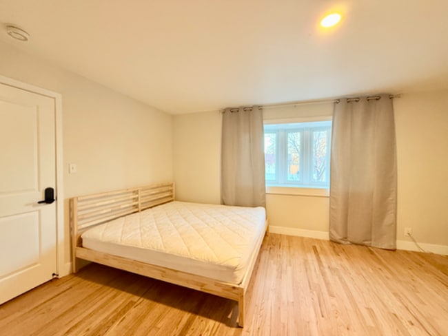 Photo - 9989 Dodge Dr