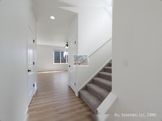 Photo - 4637 Dancing Light Way