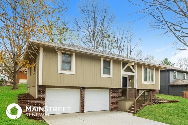 Photo - 2808 SE 2nd St