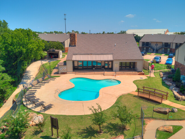 Building Photo - Stonebrook Apartments