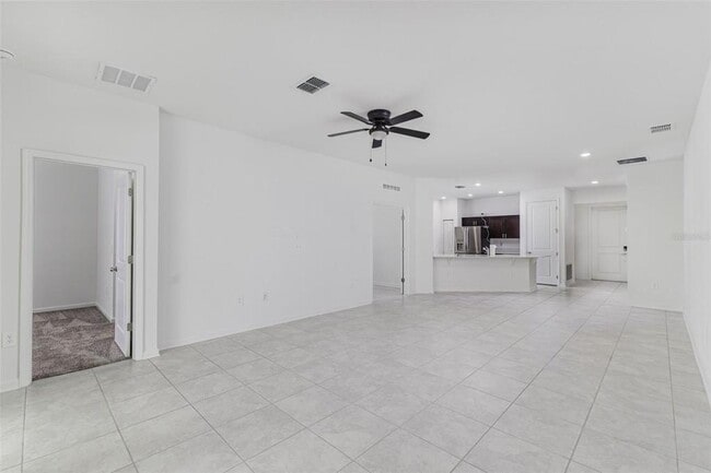 Photo - 1121 Deepwater Cir