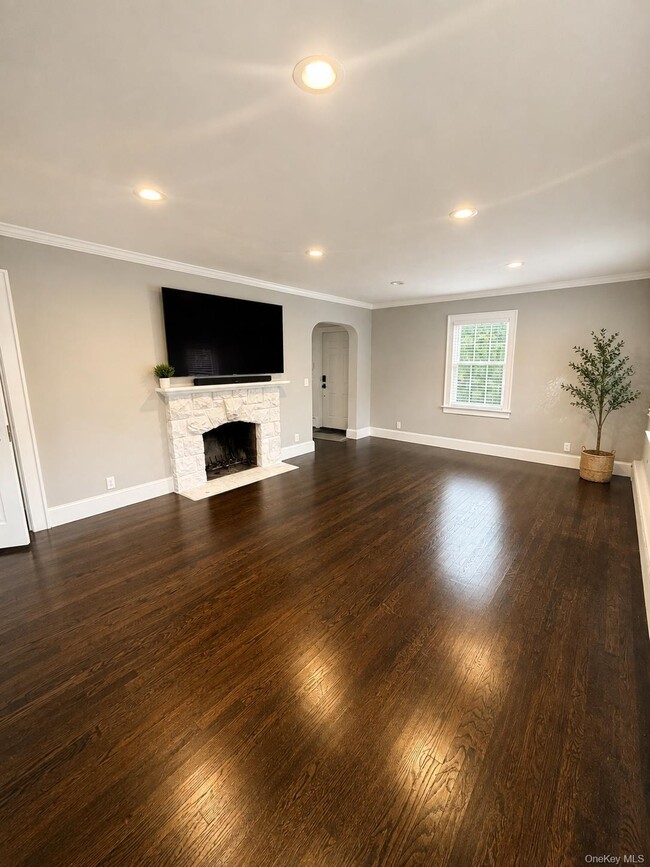 Photo - 2100 Hillside Ave