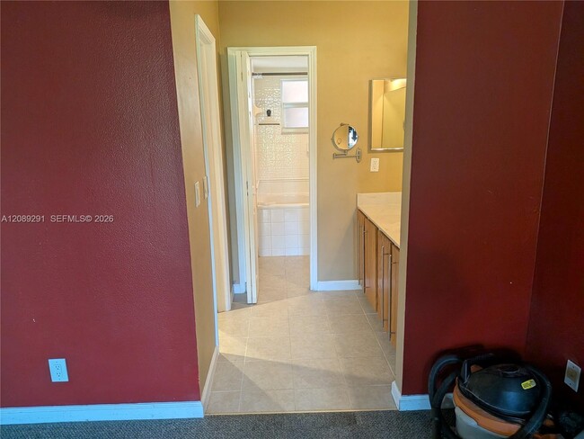 9471 Evergreen Pl Unit 106