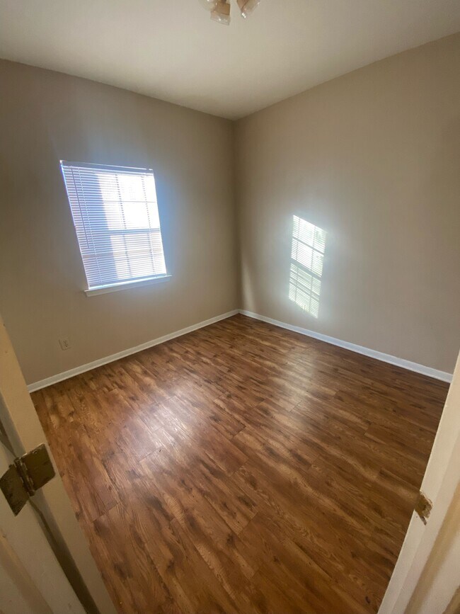 Bedroom 1 - Park Apartments